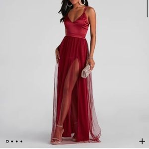 NWT STUNNING Red Dress